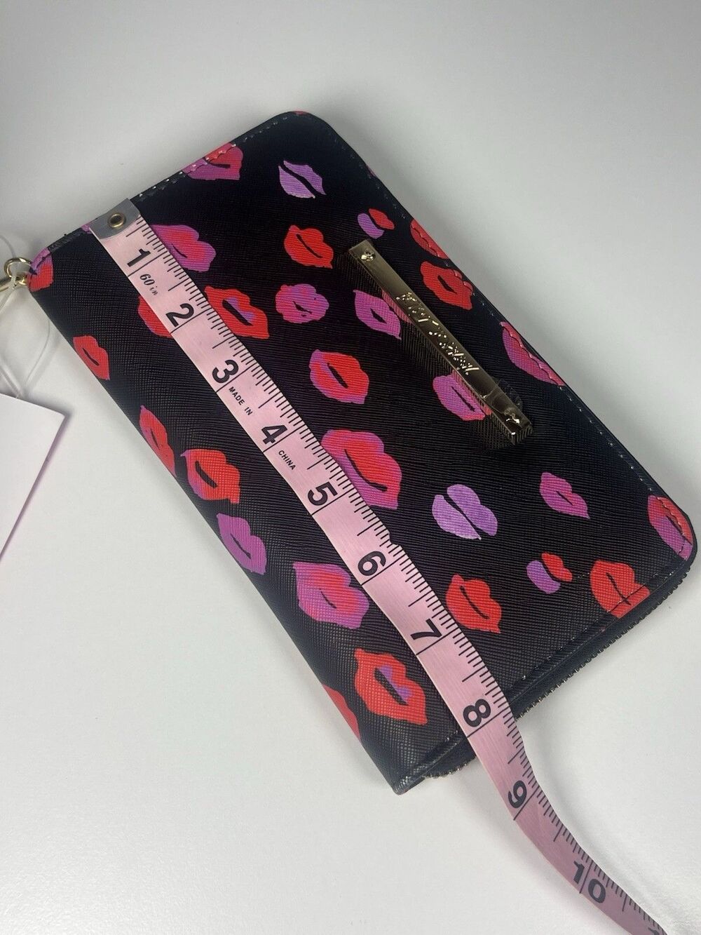 Betsy Johnson Wallet Clutch Purse Lips Saffiano Pink Red Black Zippered NEW NWT - Picture 10 of 11